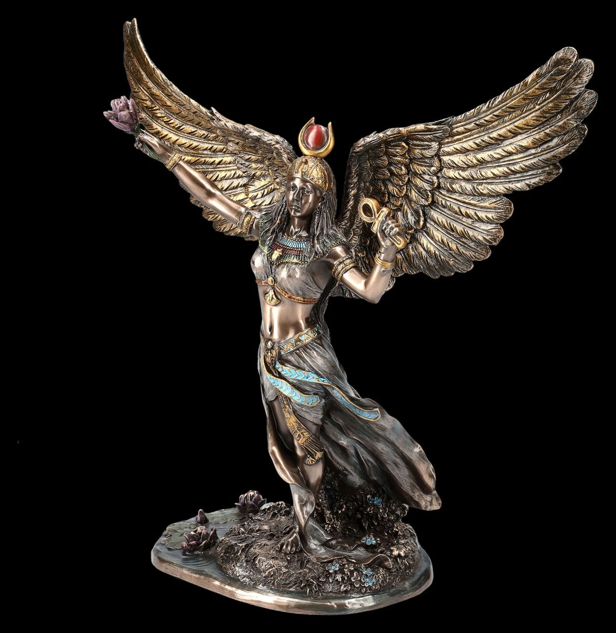 Isis Figur an Teich mit ausgebreiteten Schwingen Isis Figur An Teich Mit Ausgebreiteten Schwingen -Veronese 2D FS25090 ISIS Figur an Teich mit ausgebreiteten