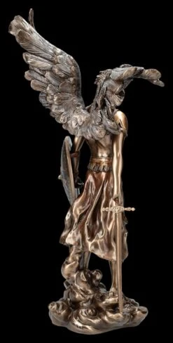 Erzengel Michael Figur In Heroischer Pose -Veronese 2D FS25981 Erzengel Michael Figur in heroischer Pose 4 1280x1280