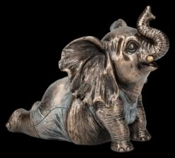 Elefanten Figur Beim Yoga - Kobra