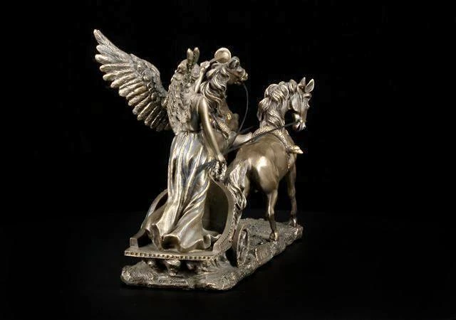 Nike Figur im Streitwagen mit Trompete Nike Figur Im Streitwagen Mit Trompete -Veronese