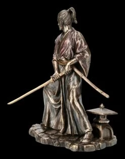 Samurai Krieger Figur Kyota Zieht Schwert -Veronese FS15736 Samurai Krieger Figur Kyota zieht Schwert 5 1280x1280