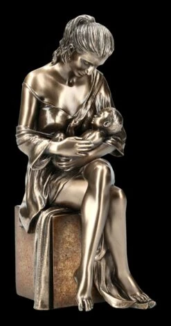 Mutter Figur Mit Kind - Geborgenheit