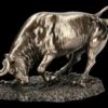 Wütender Stier - Figur