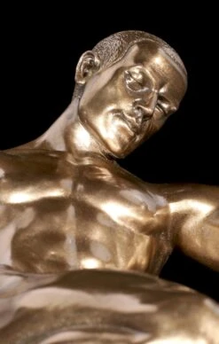 Männliche Akt Figur - Hockend Mit Blick Zum Boden -Veronese Maennliche Akt Figur Hockend Mit Blick Zum Boden 4 1280x1280