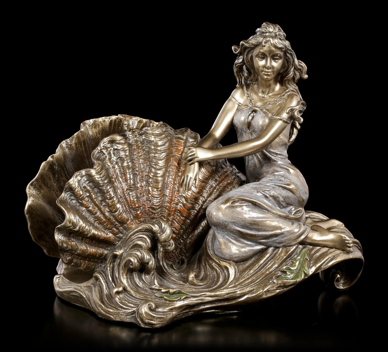 Serviettenhalter - Frau sitzt neben Muschel Serviettenhalter - Frau Sitzt Neben Muschel -Veronese Serviettenhalter Frau Sitzt Neben Muschel