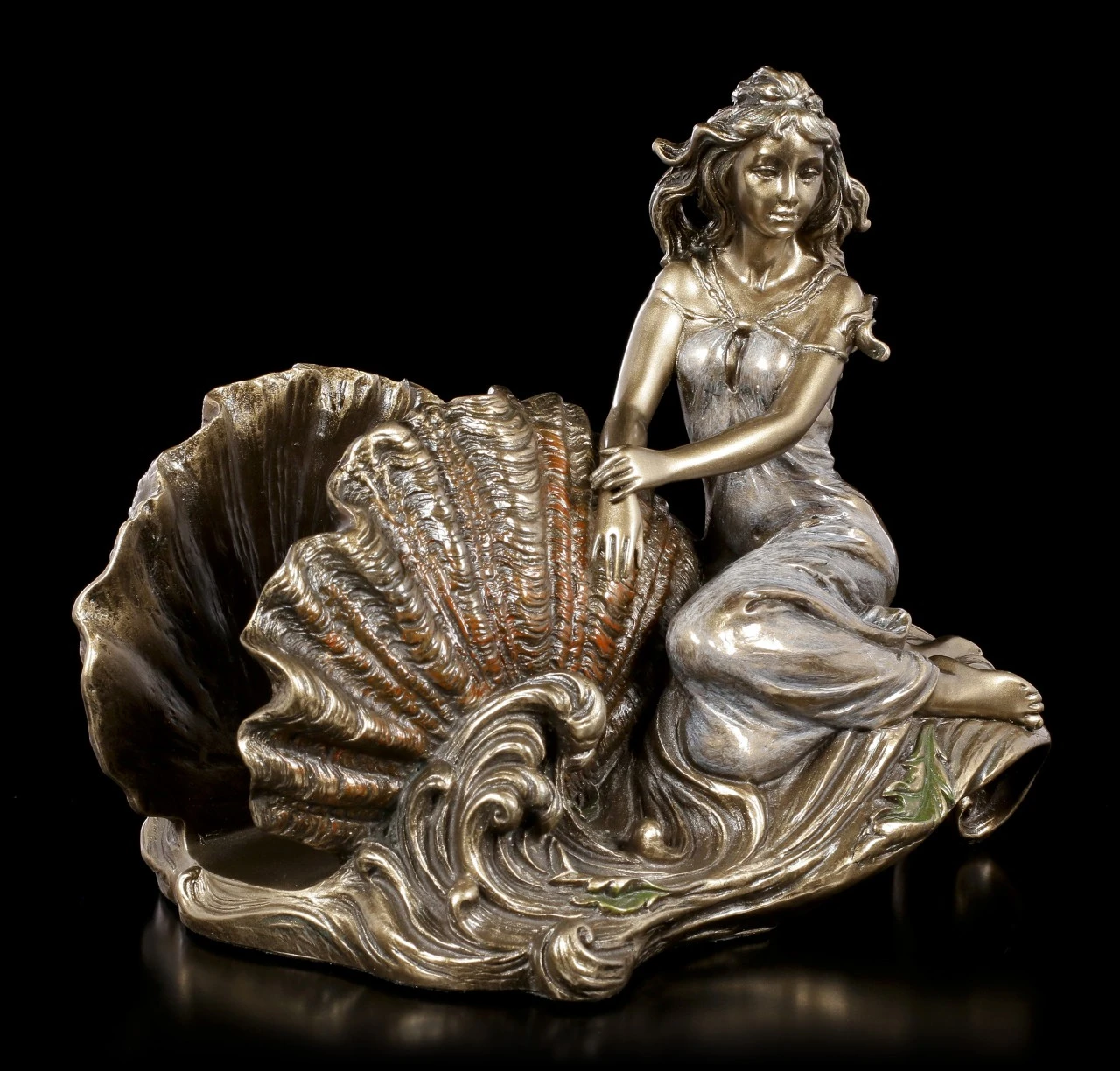 Serviettenhalter - Frau sitzt neben Muschel Serviettenhalter - Frau Sitzt Neben Muschel -Veronese Serviettenhalter Frau Sitzt Neben