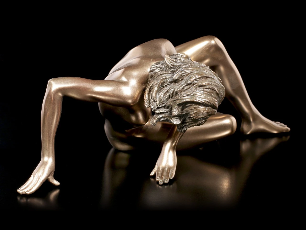 Weibliche Akt Figur - Am Boden liegend Weibliche Akt Figur - Am Boden Liegend -Veronese Weibliche Akt Figur Am Boden Liegend