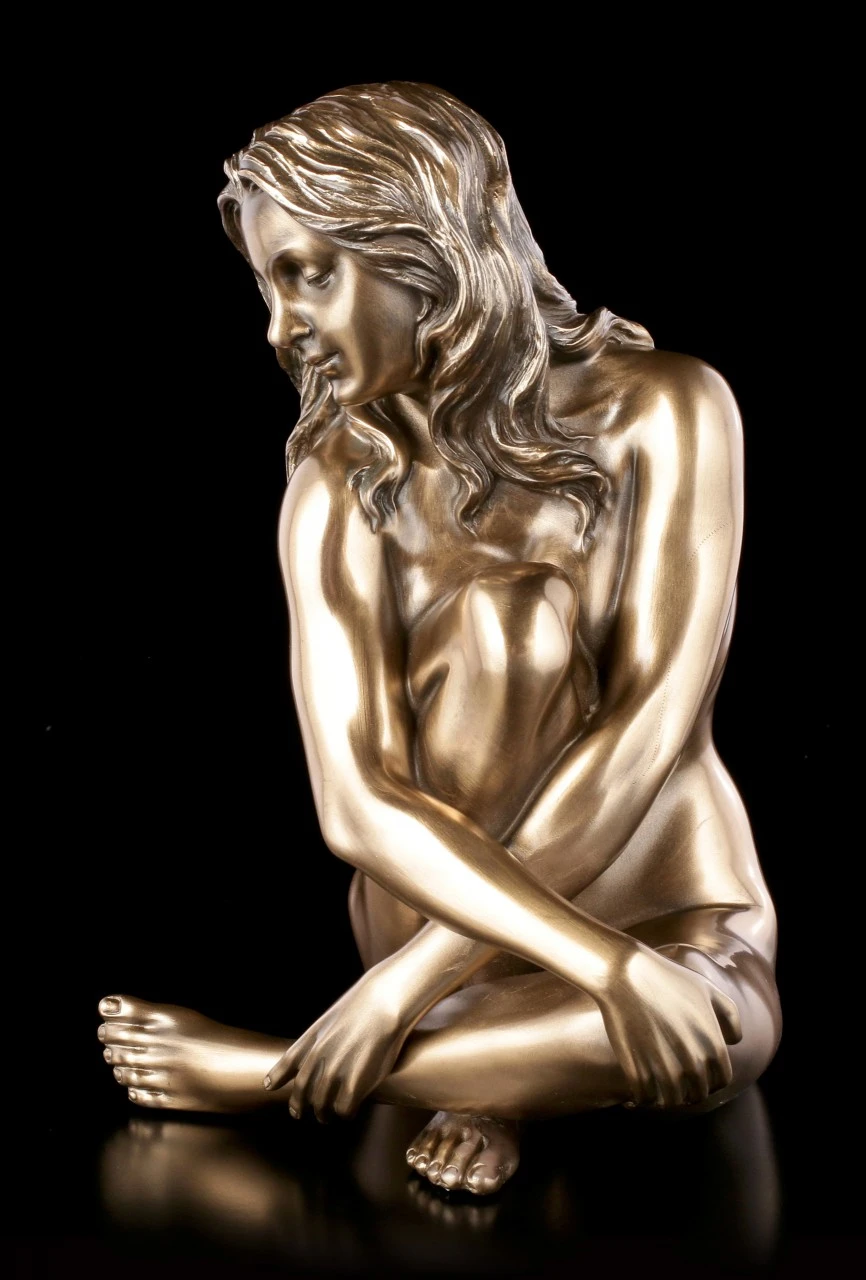 Weibliche Akt Figur - Sitzend mit Blick zum Boden Weibliche Akt Figur - Sitzend Mit Blick Zum Boden -Veronese Weibliche Akt Figur Sitzend Mit Blick Zum Boden